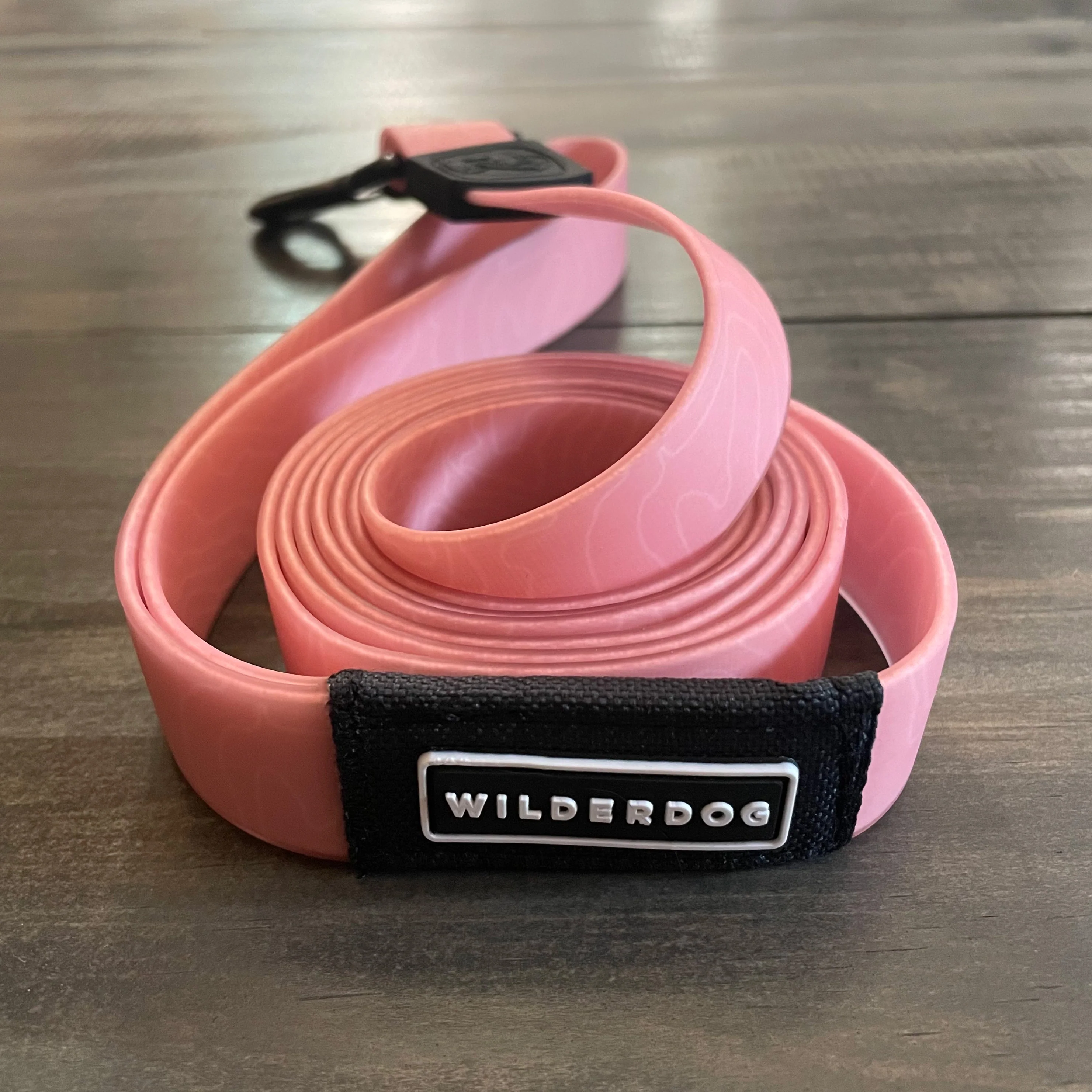 Guava Waterproof Leash - Image 3